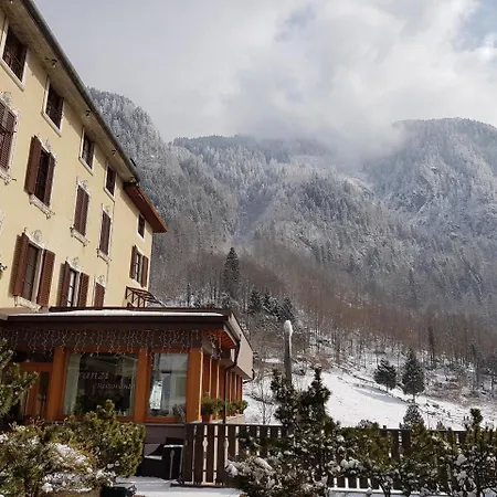 Pedretti Szálloda 3*