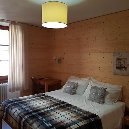 فندق Pedretti 3*